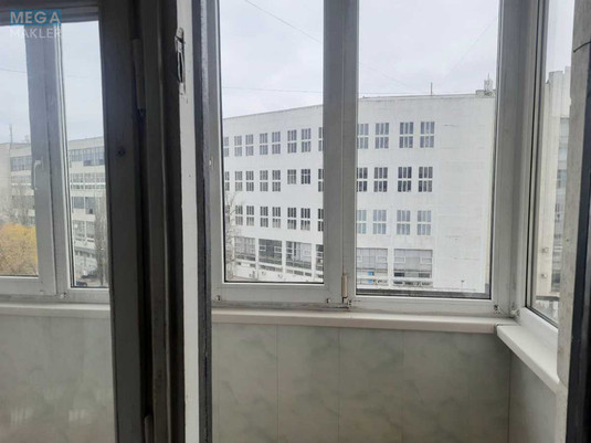 Продаж 2 кімнатної квартири (46,5/30,4/6,3), 8 пов. 9 пов. будинку, <a class="location-link" href="/kiev/" title="Недвижимость Київ">Київ</a>, <a class="location-link" href="/kiev/podolskij/" title="Недвижимость Подільський район">Подільський р-н</a>, Кирилівська вул., 127 (изображение 10)