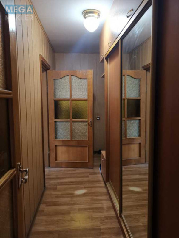 Оренда 2 кімнатної квартири, <a class="location-link" href="/kiev/" title="Недвижимость Київ">Київ</a>, <a class="location-link" href="/kiev/solomenskij/" title="Недвижимость Солом'янський район">Солом'янський р-н</a>, Кудряшова вул., 5 (изображение 8)