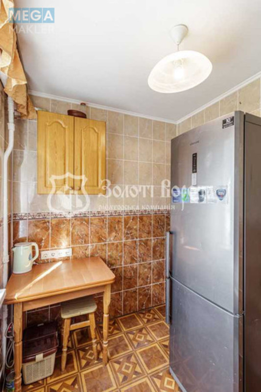 Продаж 1 кімнатної квартири (31/16,7/5,1), 5 пов. 5 пов. будинку, <a class="location-link" href="/kiev/" title="Недвижимость Київ">Київ</a>, <a class="location-link" href="/kiev/shevchenkovskij/" title="Недвижимость Шевченківський район">Шевченківський р-н</a>, Академіка Туполєва вул., 4а (изображение 7)