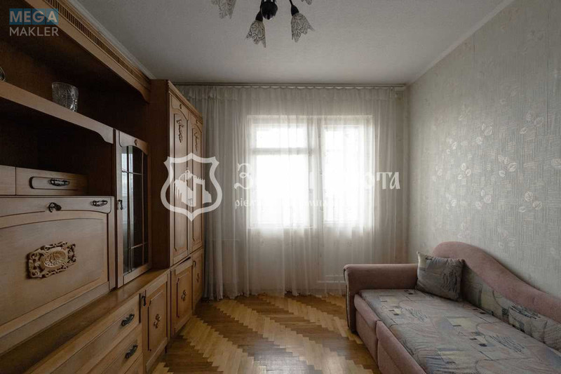 Продаж 3 кімнатної квартири (73/42/8,3), 17 пов. 18 пов. будинку, <a class="location-link" href="/kiev/" title="Недвижимость Київ">Київ</a>, <a class="location-link" href="/kiev/desnyanskij/" title="Недвижимость Деснянський район">Деснянський р-н</a>, Володимира Маяковського просп., 1а (изображение 9)