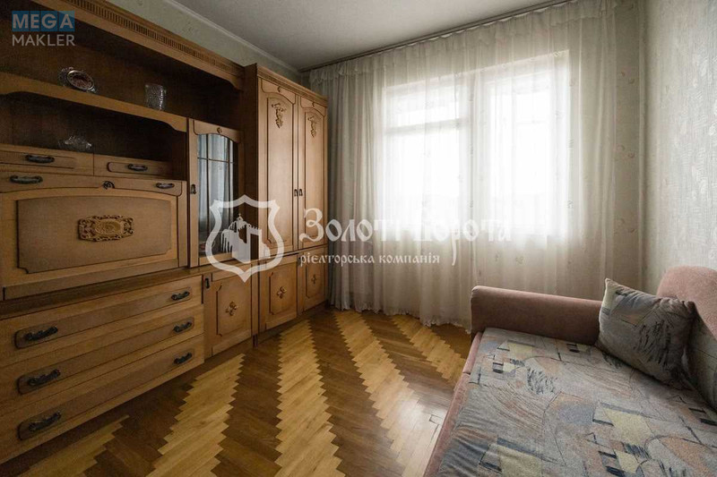 Продаж 3 кімнатної квартири (73/42/8,3), 17 пов. 18 пов. будинку, <a class="location-link" href="/kiev/" title="Недвижимость Київ">Київ</a>, <a class="location-link" href="/kiev/desnyanskij/" title="Недвижимость Деснянський район">Деснянський р-н</a>, Володимира Маяковського просп., 1а (изображение 10)