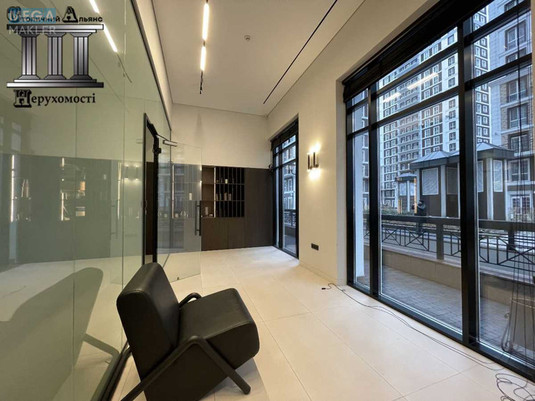 Продаж комерційної нерухомості, 270&nbsp;кв.м, под магазин, <a class="location-link" href="/kiev/" title="Недвижимость Київ">Київ</a>, <a class="location-link" href="/kiev/goloseevskij/" title="Недвижимость Голосіївський район">Голосіївський р-н</a>, Михайла Максимовича вул., 26В (изображение 3)