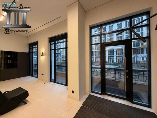 Продаж комерційної нерухомості, 270&nbsp;кв.м, под магазин, <a class="location-link" href="/kiev/" title="Недвижимость Київ">Київ</a>, <a class="location-link" href="/kiev/goloseevskij/" title="Недвижимость Голосіївський район">Голосіївський р-н</a>, Михайла Максимовича вул., 26В (изображение 4)