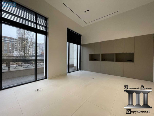 Продаж комерційної нерухомості, 270&nbsp;кв.м, под магазин, <a class="location-link" href="/kiev/" title="Недвижимость Київ">Київ</a>, <a class="location-link" href="/kiev/goloseevskij/" title="Недвижимость Голосіївський район">Голосіївський р-н</a>, Михайла Максимовича вул., 26В (изображение 10)