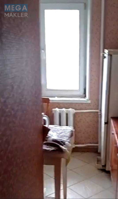 Продаж 1 кімнатної квартири (31/15/8), 8 пов. 9 пов. будинку, <a class="location-link" href="/kiev/" title="Недвижимость Київ">Київ</a>, <a class="location-link" href="/kiev/dneprovskij/" title="Недвижимость Дніпровський район">Дніпровський р-н</a>, Павла Тичини просп., 5 (изображение 6)