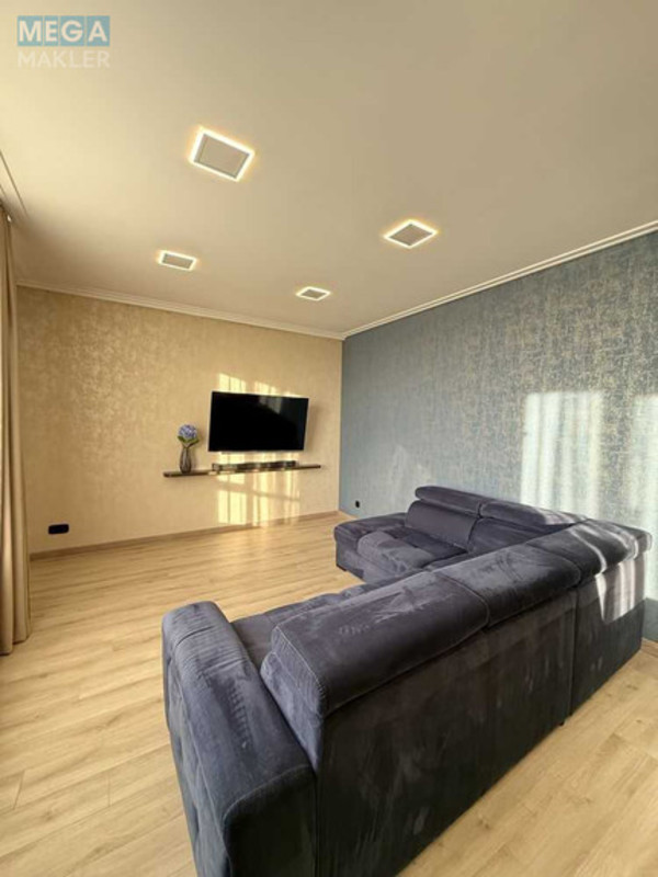 Продаж 3 кімнатної квартири (90/43/22), 23 пов. 24 пов. будинку, <a class="location-link" href="/kiev/" title="Недвижимость Київ">Київ</a>, <a class="location-link" href="/kiev/solomenskij/" title="Недвижимость Солом'янський район">Солом'янський р-н</a>, Солом`янська вул., 20в (изображение 5)