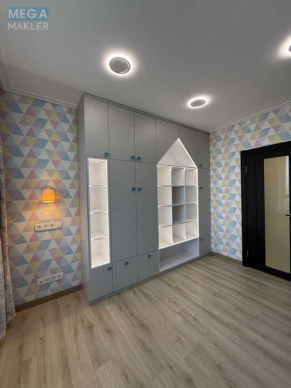 Продаж 3 кімнатної квартири (90/43/22), 23 пов. 24 пов. будинку, <a class="location-link" href="/kiev/" title="Недвижимость Київ">Київ</a>, <a class="location-link" href="/kiev/solomenskij/" title="Недвижимость Солом'янський район">Солом'янський р-н</a>, Солом`янська вул., 20в (изображение 12)