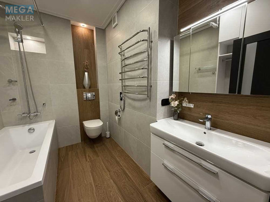 Продаж 3 кімнатної квартири (90/43/22), 23 пов. 24 пов. будинку, <a class="location-link" href="/kiev/" title="Недвижимость Київ">Київ</a>, <a class="location-link" href="/kiev/solomenskij/" title="Недвижимость Солом'янський район">Солом'янський р-н</a>, Солом`янська вул., 20в (изображение 14)