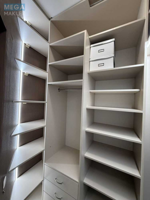 Продаж 3 кімнатної квартири (90/43/22), 23 пов. 24 пов. будинку, <a class="location-link" href="/kiev/" title="Недвижимость Київ">Київ</a>, <a class="location-link" href="/kiev/solomenskij/" title="Недвижимость Солом'янський район">Солом'янський р-н</a>, Солом`янська вул., 20в (изображение 15)