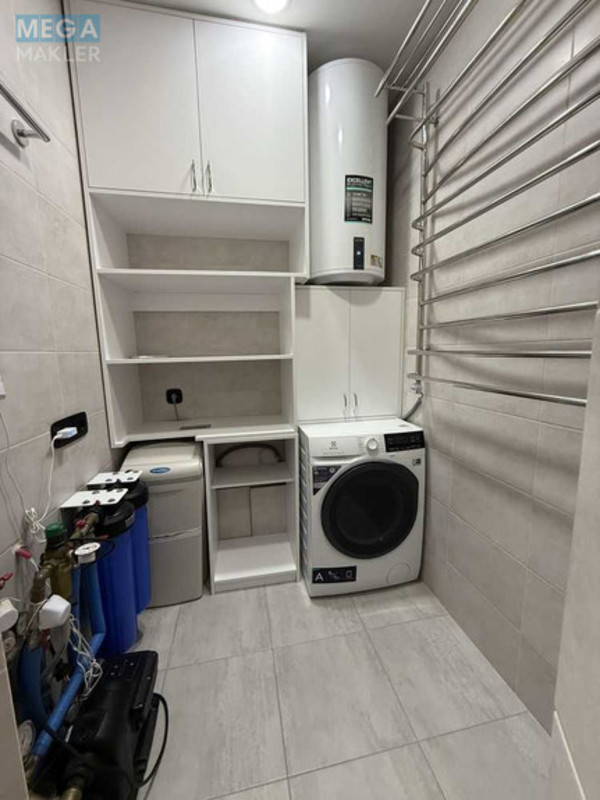 Продаж 3 кімнатної квартири (90/43/22), 23 пов. 24 пов. будинку, <a class="location-link" href="/kiev/" title="Недвижимость Київ">Київ</a>, <a class="location-link" href="/kiev/solomenskij/" title="Недвижимость Солом'янський район">Солом'янський р-н</a>, Солом`янська вул., 20в (изображение 16)