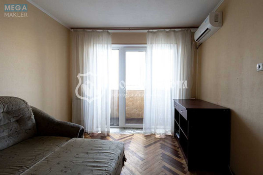 Продаж 2 кімнатної квартири (44,5/29/7,9), 9 пов. 9 пов. будинку, <a class="location-link" href="/kiev/" title="Недвижимость Київ">Київ</a>, <a class="location-link" href="/kiev/dneprovskij/" title="Недвижимость Дніпровський район">Дніпровський р-н</a>, Соборності просп., 9 (изображение 2)