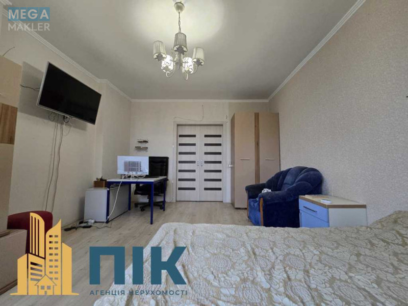 Продаж 3 кімнатної квартири (101/54/16,3), 5 пов. 18 пов. будинку, <a class="location-link" href="/kiev/" title="Недвижимость Київ">Київ</a>, <a class="location-link" href="/kiev/goloseevskij/" title="Недвижимость Голосіївський район">Голосіївський р-н</a>, Степана Рудницкого ул., 3/7 (изображение 6)