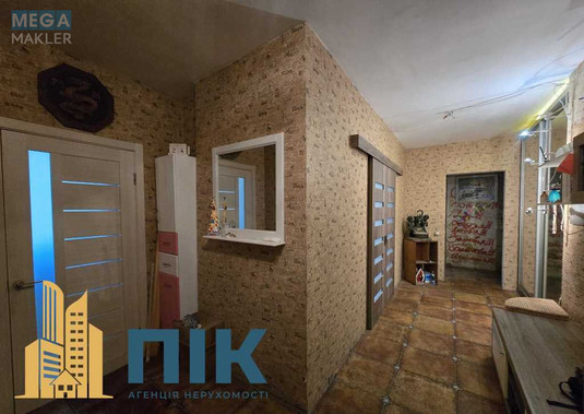 Продаж 3 кімнатної квартири (101/54/16,3), 5 пов. 18 пов. будинку, <a class="location-link" href="/kiev/" title="Недвижимость Київ">Київ</a>, <a class="location-link" href="/kiev/goloseevskij/" title="Недвижимость Голосіївський район">Голосіївський р-н</a>, Степана Рудницкого ул., 3/7 (изображение 8)