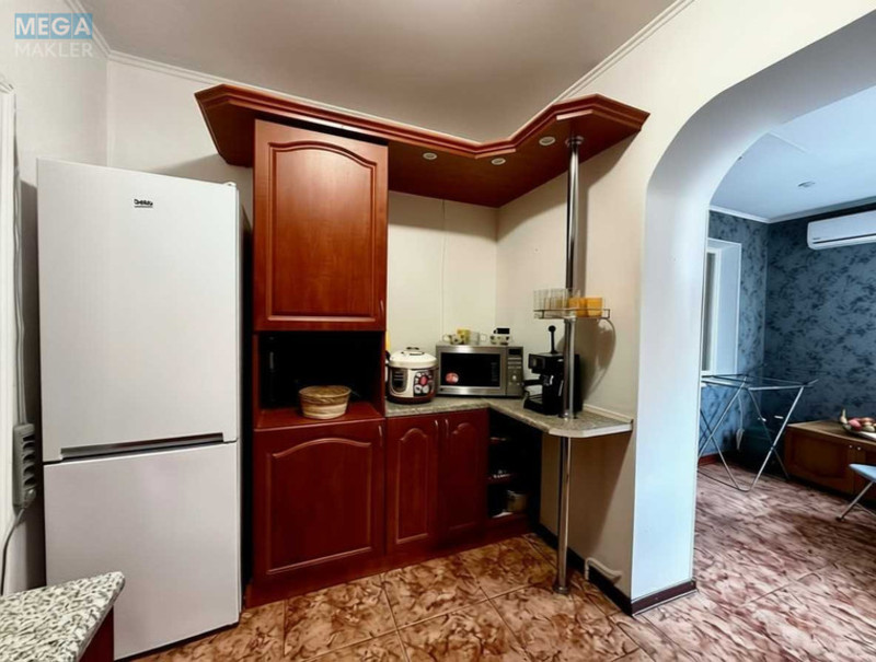 Продаж 3 кімнатної квартири (84/46/15), 4 пов. 16 пов. будинку, <a class="location-link" href="/kiev/" title="Недвижимость Київ">Київ</a>, <a class="location-link" href="/kiev/darnickij/" title="Недвижимость Дарницький район">Дарницький р-н</a>, Ревуцького вул., 36/2 (изображение 2)