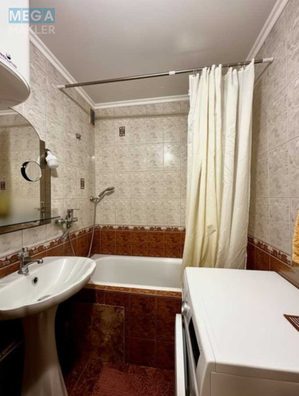 Продаж 3 кімнатної квартири (84/46/15), 4 пов. 16 пов. будинку, <a class="location-link" href="/kiev/" title="Недвижимость Київ">Київ</a>, <a class="location-link" href="/kiev/darnickij/" title="Недвижимость Дарницький район">Дарницький р-н</a>, Ревуцького вул., 36/2 (изображение 10)