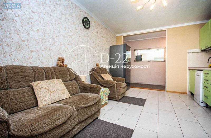 Продаж 3 кімнатної квартири (106/52/29), 1 пов. 5 пов. будинку, <a class="location-link" href="/kiev/" title="Недвижимость Київ">Київ</a>, <a class="location-link" href="/kiev/goloseevskij/" title="Недвижимость Голосіївський район">Голосіївський р-н</a>, Науки просп., 86 (изображение 4)