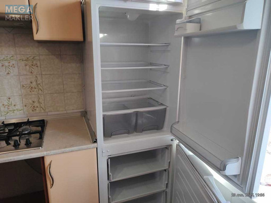 Продаж 2 кімнатної квартири (51/29/7), 6 пов. 9 пов. будинку, <a class="location-link" href="/kiev/" title="Недвижимость Київ">Київ</a>, <a class="location-link" href="/kiev/desnyanskij/" title="Недвижимость Деснянський район">Деснянський р-н</a>, Вікентія Беретті вул., 12 (изображение 7)