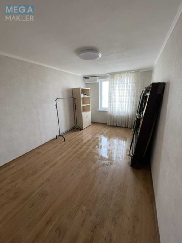 Оренда 2 кімнатної квартири, <a class="location-link" href="/kiev/" title="Недвижимость Київ">Київ</a>, <a class="location-link" href="/kiev/dneprovskij/" title="Недвижимость Дніпровський район">Дніпровський р-н</a>, Амвросия Бучмы ул., 8 (изображение 2)