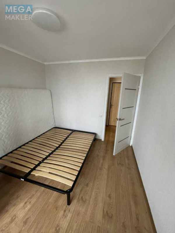 Оренда 2 кімнатної квартири, <a class="location-link" href="/kiev/" title="Недвижимость Київ">Київ</a>, <a class="location-link" href="/kiev/dneprovskij/" title="Недвижимость Дніпровський район">Дніпровський р-н</a>, Амвросия Бучмы ул., 8 (изображение 6)