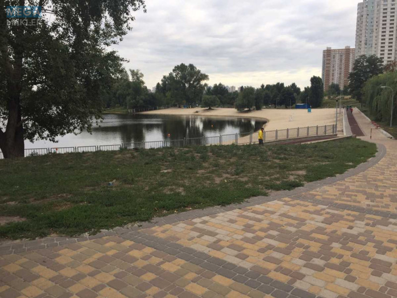 Оренда 2 кімнатної квартири, <a class="location-link" href="/kiev/" title="Недвижимость Київ">Київ</a>, <a class="location-link" href="/kiev/dneprovskij/" title="Недвижимость Дніпровський район">Дніпровський р-н</a>, Амвросия Бучмы ул., 8 (изображение 16)