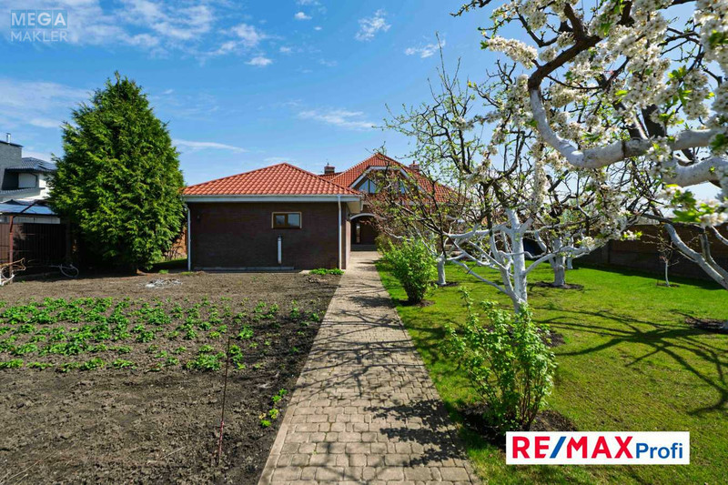 Продаж дома, 2 поверху, 260 кв.м, 5 кімнат, ділянка 12 соток, <a class="location-link" href="/hotov/" title="Недвижимость Хотів">Хотів</a>, Олександра Невского (изображение 7)