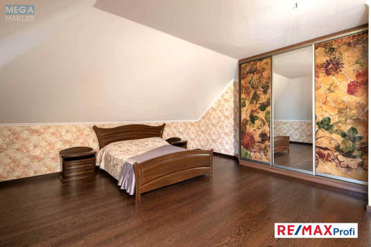 Продаж дома, 2&nbsp;поверху, 260&nbsp;кв.м, 5&nbsp;кімнат, ділянка 12&nbsp;соток, <a class="location-link" href="/hotov/" title="Недвижимость Хотів">Хотів</a>, Олександра Невского (изображение 23)