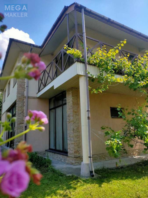 Продаж дома, 2 поверху, 200 кв.м, 10 кімнат, ділянка 14 соток, <a class="location-link" href="/oster/" title="Недвижимость Остер">Остер</a>, Тиха (изображение 2)