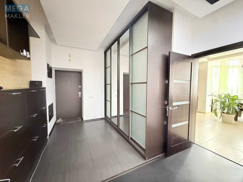 Оренда 3 кімнатної квартири, <a class="location-link" href="/kiev/" title="Недвижимость Київ">Київ</a>, <a class="location-link" href="/kiev/shevchenkovskij/" title="Недвижимость Шевченківський район">Шевченківський р-н</a>, Вячеслава Чорновола вул., 25 (изображение 11)