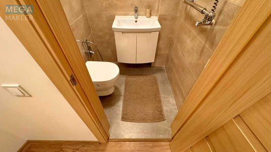 Продаж 2 кімнатної квартири (68,2/?/34,7), 2 пов. 5 пов. будинку, <a class="location-link" href="/lviv/" title="Недвижимость Львів">Львів</a>, <a class="location-link" href="/lviv/lychakovskij/" title="Недвижимость Личаківський район">Личаківський р-н</a>, Пекарська, 30 (изображение 6)