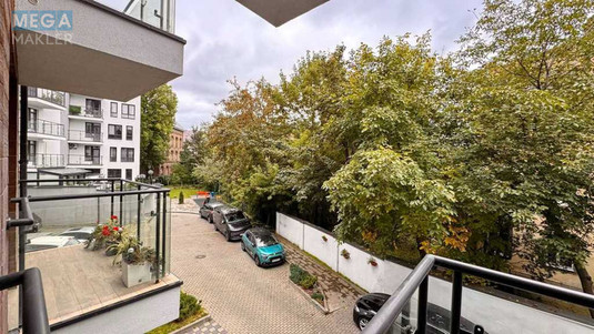 Продаж 2 кімнатної квартири (68,2/?/34,7), 2 пов. 5 пов. будинку, <a class="location-link" href="/lviv/" title="Недвижимость Львів">Львів</a>, <a class="location-link" href="/lviv/lychakovskij/" title="Недвижимость Личаківський район">Личаківський р-н</a>, Пекарська, 30 (изображение 15)