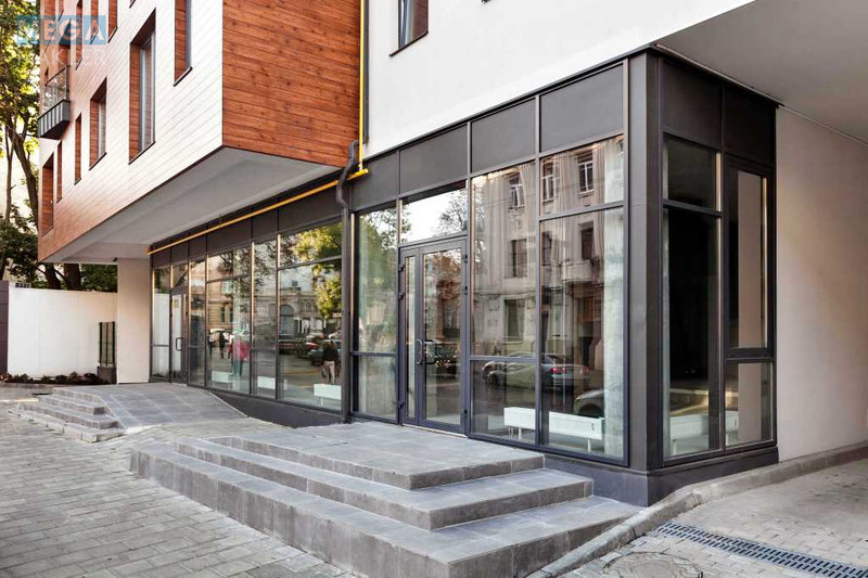 Продаж 2 кімнатної квартири (68,2/?/34,7), 2 пов. 5 пов. будинку, <a class="location-link" href="/lviv/" title="Недвижимость Львів">Львів</a>, <a class="location-link" href="/lviv/lychakovskij/" title="Недвижимость Личаківський район">Личаківський р-н</a>, Пекарська, 30 (изображение 18)