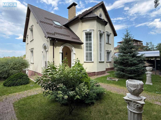 Продаж дома, 2 поверху, 350 кв.м, 7 кімнат, ділянка 8 соток, <a class="location-link" href="/kiev/" title="Недвижимость Київ">Київ</a>, <a class="location-link" href="/kiev/goloseevskij/" title="Недвижимость Голосіївський район">Голосіївський р-н</a>, Максима Рильського вул. (изображение 25)