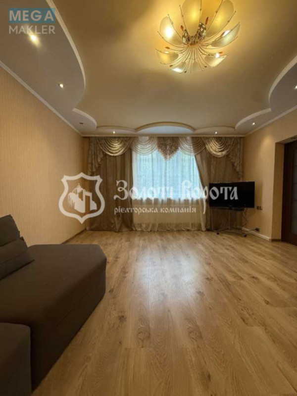 Продаж дома, 2 поверху, 241 кв.м, 7 кімнат, ділянка 6 соток, <a class="location-link" href="/kalinovka-pgt/" title="Недвижимость Калинівка">Калинівка</a>, Гагарина вул. (изображение 2)
