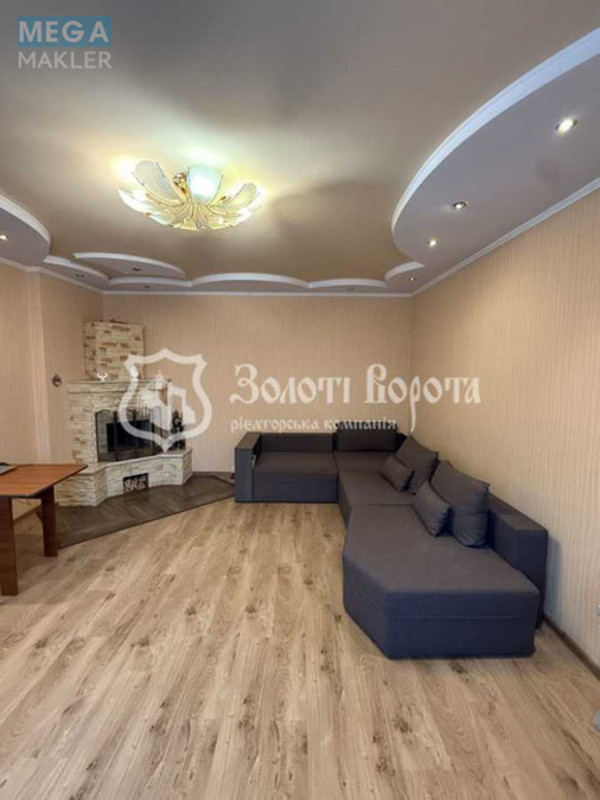Продаж дома, 2 поверху, 241 кв.м, 7 кімнат, ділянка 6 соток, <a class="location-link" href="/kalinovka-pgt/" title="Недвижимость Калинівка">Калинівка</a>, Гагарина вул. (изображение 3)