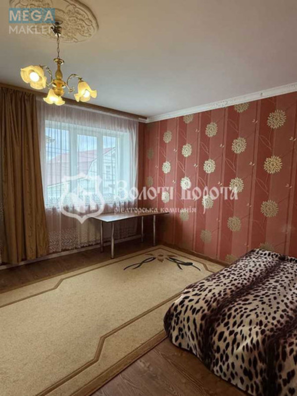 Продаж дома, 2 поверху, 241 кв.м, 7 кімнат, ділянка 6 соток, <a class="location-link" href="/kalinovka-pgt/" title="Недвижимость Калинівка">Калинівка</a>, Гагарина вул. (изображение 5)