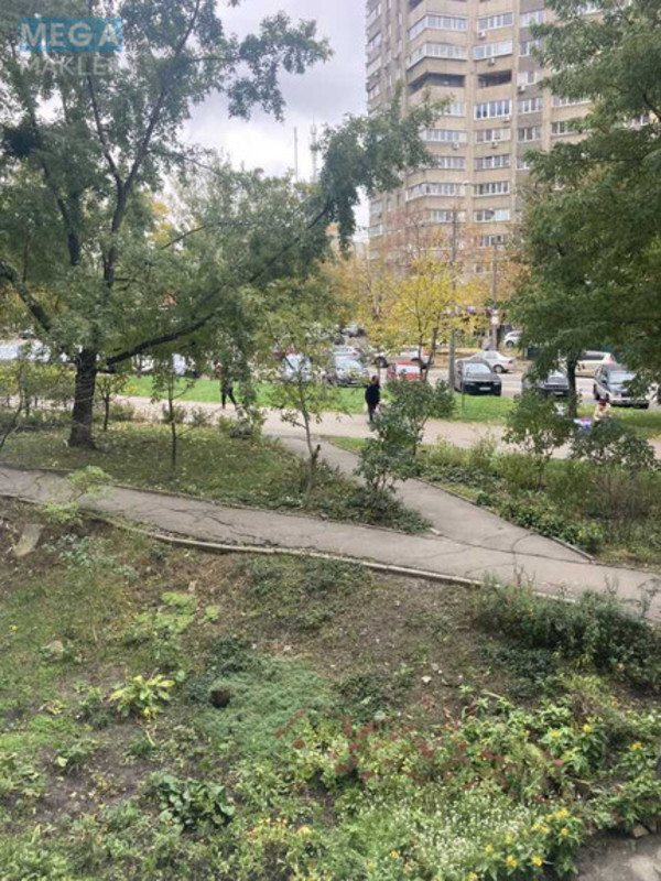 Оренда 1 кімнатної квартири, <a class="location-link" href="/kiev/" title="Недвижимость Київ">Київ</a>, <a class="location-link" href="/kiev/svyatoshinskij/" title="Недвижимость Святошинський район">Святошинський р-н</a>, Феодори Пушиної вул., 8 (изображение 12)