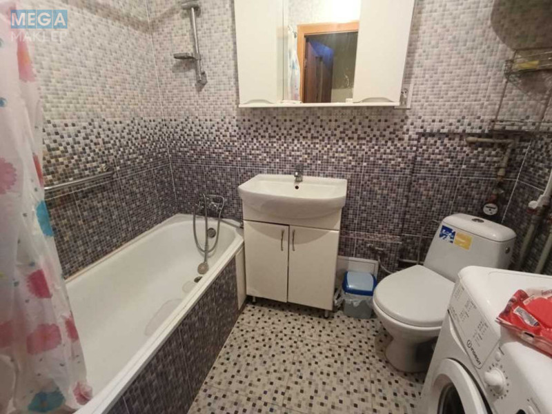 Оренда 4 кімнатні квартири, <a class="location-link" href="/odessa/" title="Недвижимость Одеса">Одеса</a>, <a class="location-link" href="/odessa/primorskij/" title="Недвижимость Приморський район">Приморський р-н</a>, Ивана Франко, 45а (изображение 4)