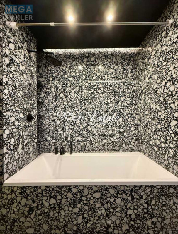 Продаж 3 кімнатної квартири (105/71/34), 9 пов. 9 пов. будинку, <a class="location-link" href="/novoselki-selo-kv-kievo-svyatoshinskij-rajon/" title="Недвижимость Новосілки">Новосілки</a>, Садовая, 5А (изображение 15)