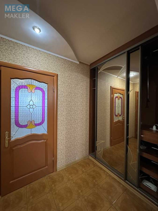 Продаж 3 кімнатної квартири (106/30/37), 13 пов. 16 пов. будинку, <a class="location-link" href="/kiev/" title="Недвижимость Київ">Київ</a>, <a class="location-link" href="/kiev/darnickij/" title="Недвижимость Дарницький район">Дарницький р-н</a>, Анни Ахматової вул., 43 (изображение 16)