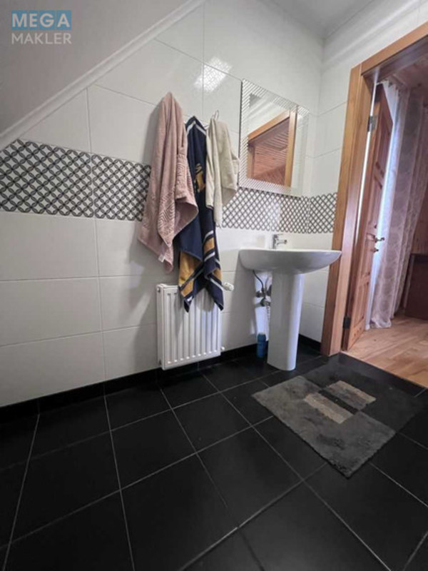 Продаж дома, 4&nbsp;поверху, 244&nbsp;кв.м, 4&nbsp;кімнати, ділянка 6&nbsp;соток, <a class="location-link" href="/glevaha/" title="Недвижимость Глеваха">Глеваха</a>, Лінія 15, 51А (изображение 20)