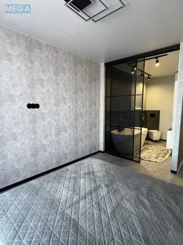 Оренда 2 кімнатної квартири, <a class="location-link" href="/kiev/" title="Недвижимость Київ">Київ</a>, <a class="location-link" href="/kiev/podolskij/" title="Недвижимость Подільський район">Подільський р-н</a>, Набережно-Рибальська вул., 27 (изображение 4)