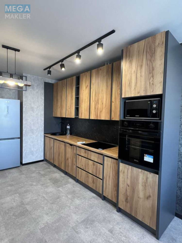 Оренда 2 кімнатної квартири, <a class="location-link" href="/kiev/" title="Недвижимость Київ">Київ</a>, <a class="location-link" href="/kiev/podolskij/" title="Недвижимость Подільський район">Подільський р-н</a>, Набережно-Рибальська вул., 27 (изображение 10)