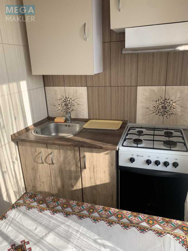 Оренда 1 кімнатної квартири, <a class="location-link" href="/kiev/" title="Недвижимость Київ">Київ</a>, <a class="location-link" href="/kiev/podolskij/" title="Недвижимость Подільський район">Подільський р-н</a>, Межевой пер., 5 (изображение 12)