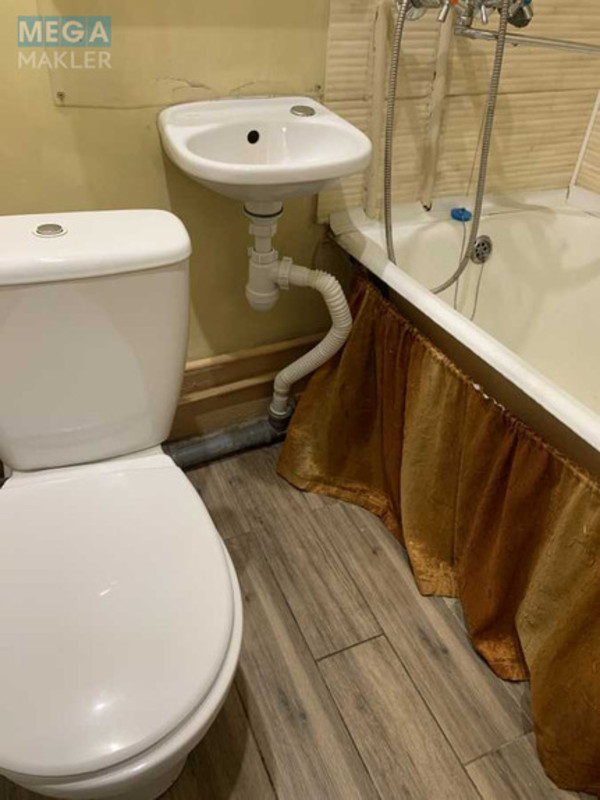 Оренда 1 кімнатної квартири, <a class="location-link" href="/kiev/" title="Недвижимость Київ">Київ</a>, <a class="location-link" href="/kiev/podolskij/" title="Недвижимость Подільський район">Подільський р-н</a>, Межевой пер., 5 (изображение 14)