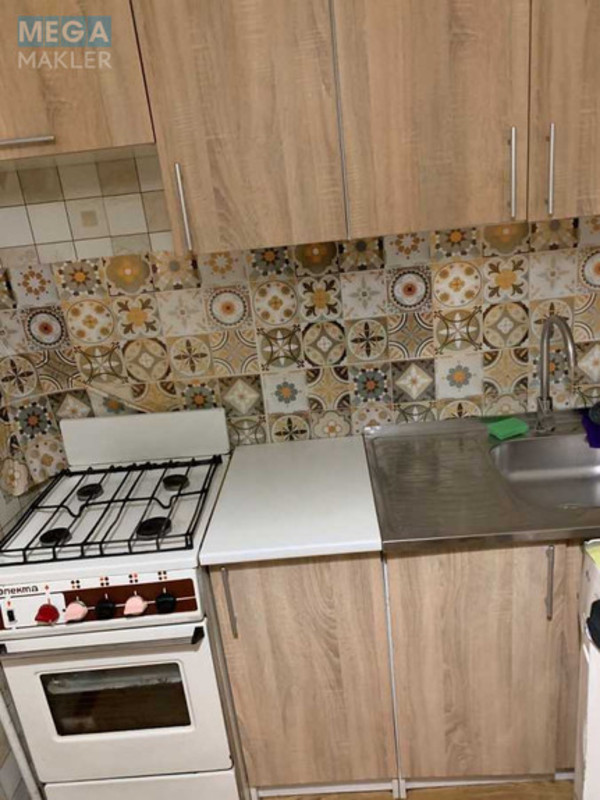 Оренда 1 кімнатної квартири, <a class="location-link" href="/kiev/" title="Недвижимость Київ">Київ</a>, <a class="location-link" href="/kiev/dneprovskij/" title="Недвижимость Дніпровський район">Дніпровський р-н</a>, Валентина Серова ул., 30Б (изображение 2)