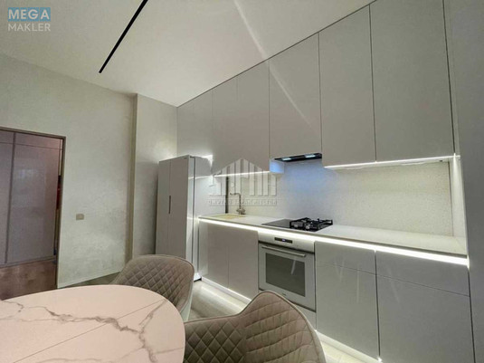 Продаж 2 кімнатної квартири (70/31/15), 1 пов. 4 пов. будинку, <a class="location-link" href="/kiev/" title="Недвижимость Київ">Київ</a>, <a class="location-link" href="/kiev/obolonskij/" title="Недвижимость Оболонський район">Оболонський р-н</a>, Богатырская ул., 32 (изображение 7)