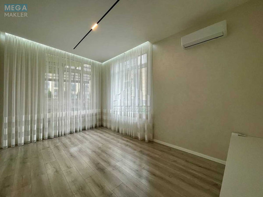 Продаж 2 кімнатної квартири (70/31/15), 1 пов. 4 пов. будинку, <a class="location-link" href="/kiev/" title="Недвижимость Київ">Київ</a>, <a class="location-link" href="/kiev/obolonskij/" title="Недвижимость Оболонський район">Оболонський р-н</a>, Богатырская ул., 32 (изображение 17)