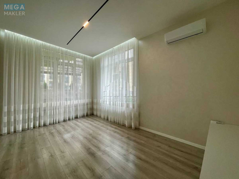 Продаж 2 кімнатної квартири (70/31/15), 1 пов. 4 пов. будинку, <a class="location-link" href="/kiev/" title="Недвижимость Київ">Київ</a>, <a class="location-link" href="/kiev/obolonskij/" title="Недвижимость Оболонський район">Оболонський р-н</a>, Богатырская ул., 32 (изображение 17)