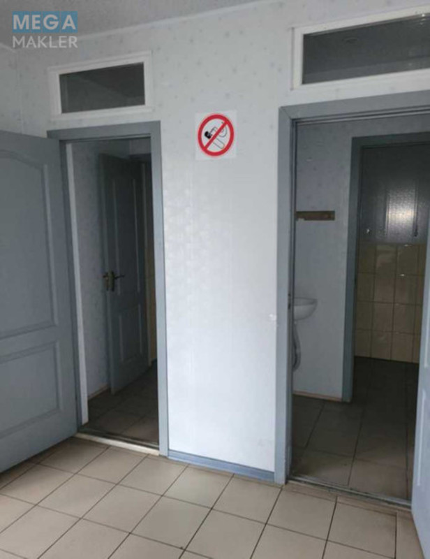 Оренда комерційної нерухомості, 140&nbsp;кв.м, <a class="location-link" href="/dneprodzerzhinsk/" title="Недвижимость Кам'янське">Каменское</a>, Центральная, 103 (изображение 8)