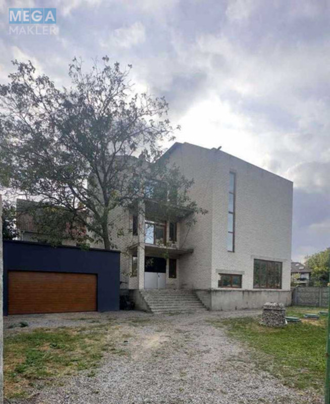 Продаж дома, 5 поверхів, 500 кв.м, 10 кімнат, ділянка 6 соток, <a class="location-link" href="/kiev/" title="Недвижимость Київ">Київ</a>, <a class="location-link" href="/kiev/darnickij/" title="Недвижимость Дарницький район">Дарницький р-н</a>, Завальна вул. (изображение 2)